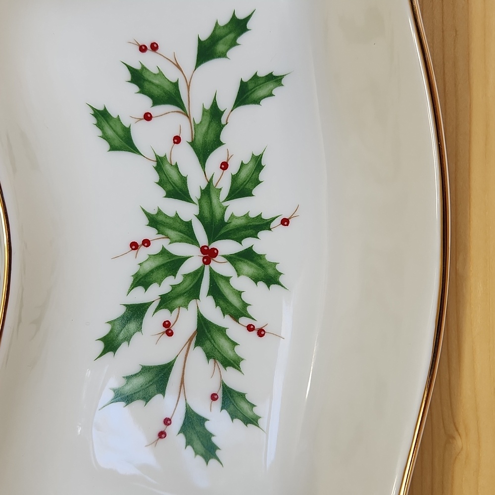 Lenox Holiday Dimension Collection Tree Divided Server - Picture 4 of 12